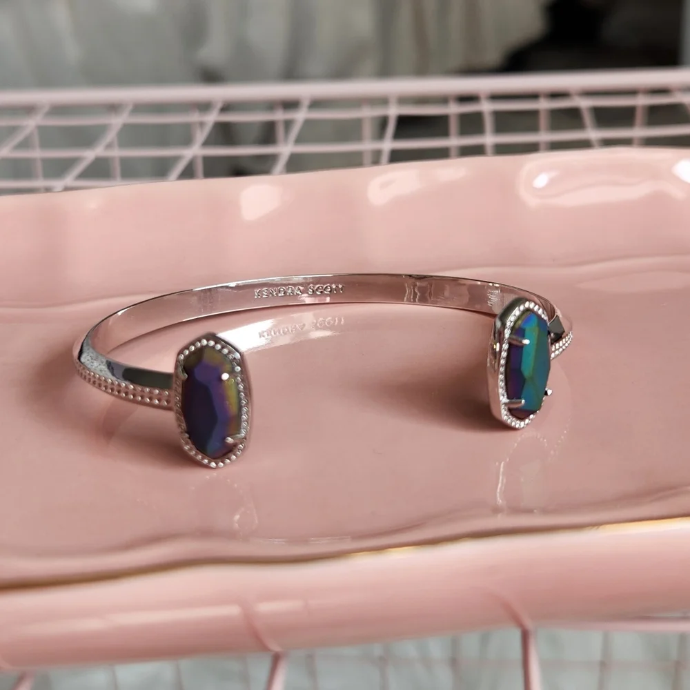 Kendra Scott Elton Bracelet Feat. Matte Galaxy Glass Stones - Picture 4 of 4